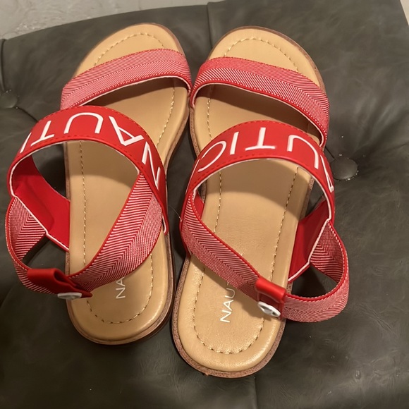 Women’s Nautica  sandals - Picture 4 of 6